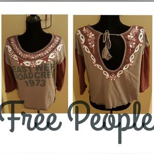 We The Free Keyhole back top Sz S